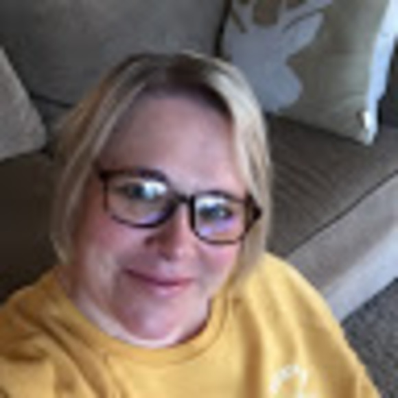 Meet your Posher, Kim - Picture 1 of 1